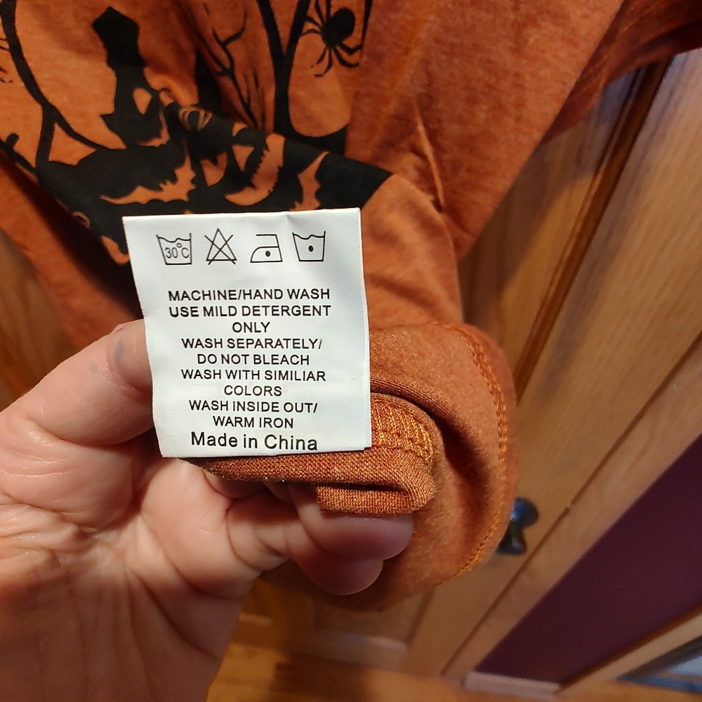 Women's Halloween Themed Shirt Sleeve Shirt - Orange-pumpkins, bats - Picture 6 of 6